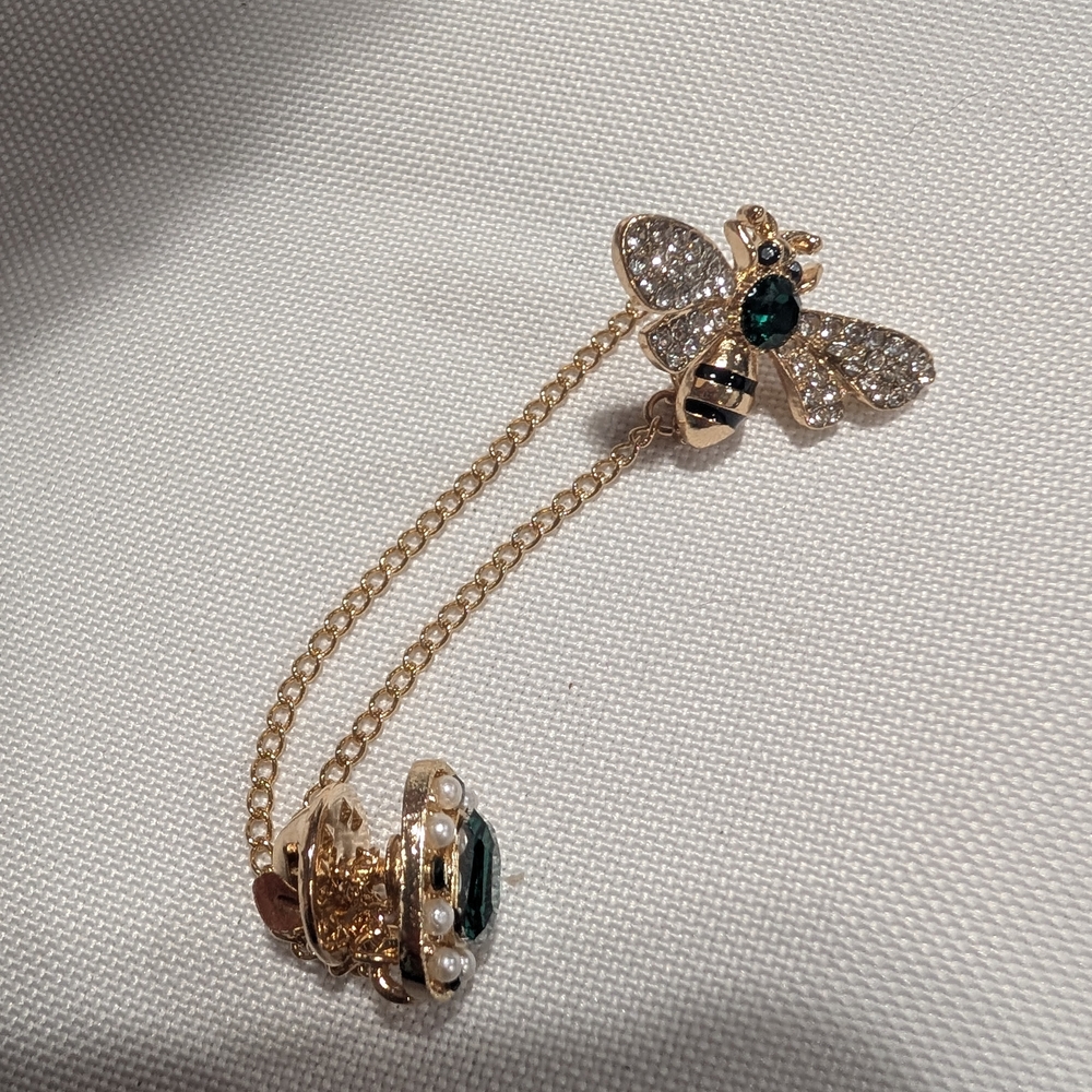 Gold-Tone Bee Brooch with Emerald Center and Pearl Chain Accent